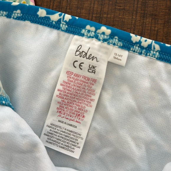 Mini Boden Girls Bikini Set with Extra Bottoms - Picture 3 of 10